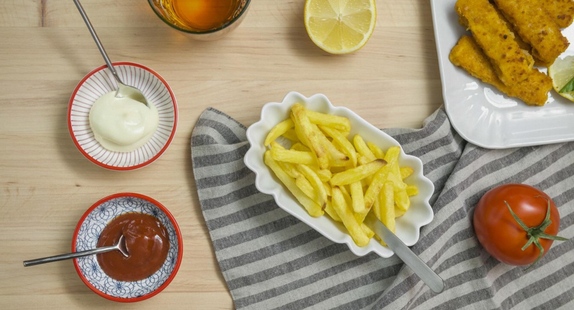 Patatas fritas (al horno)