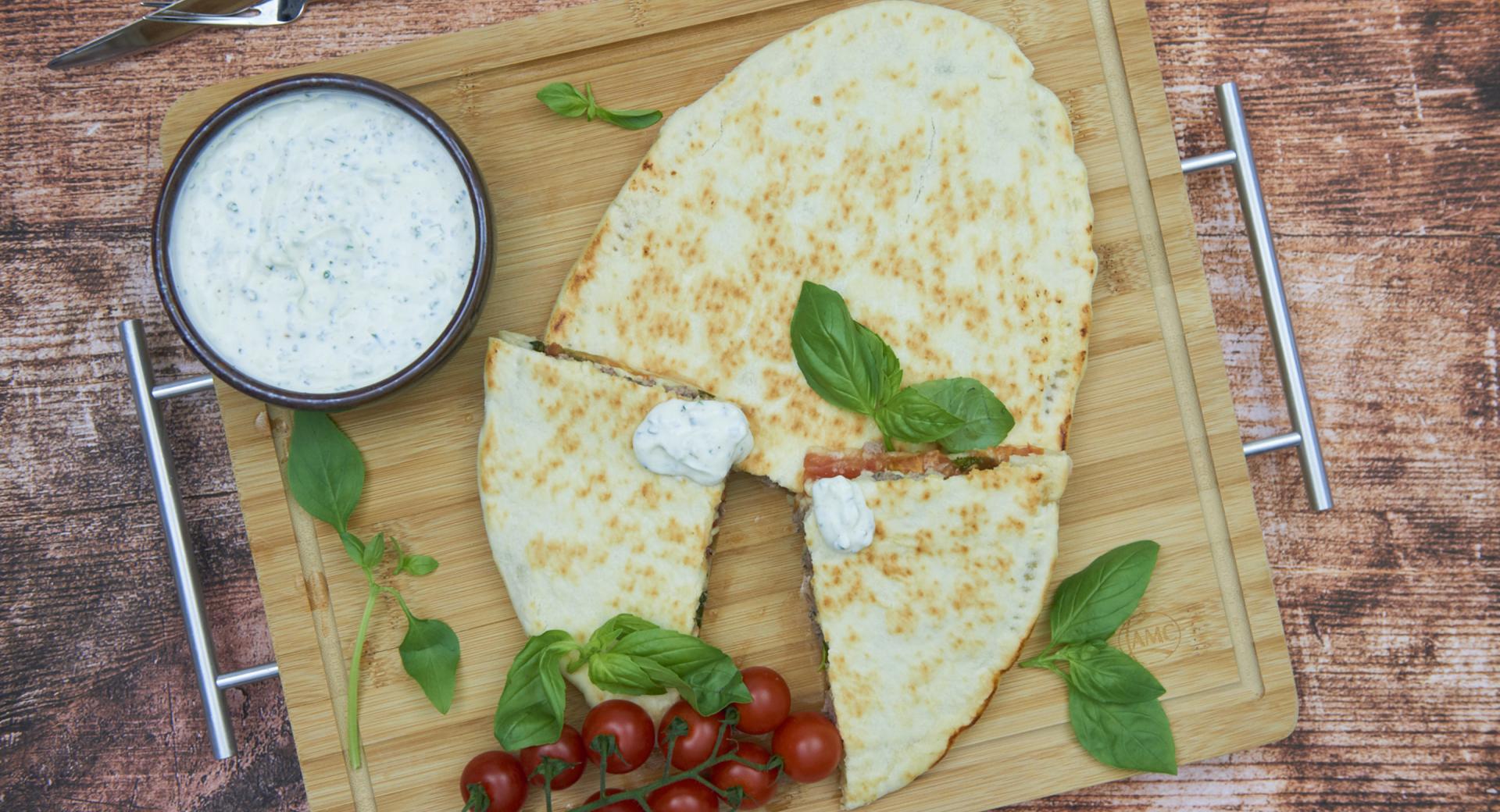 Pan de pita relleno XXL