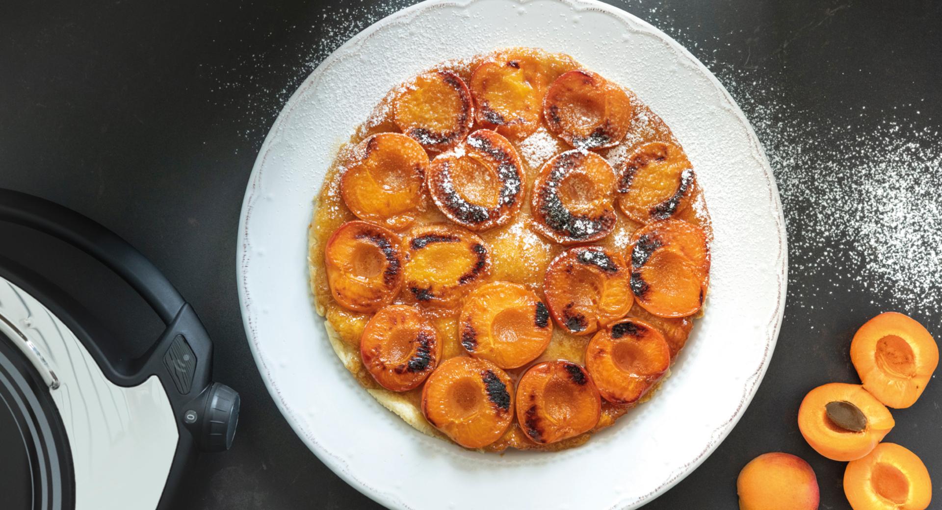 Tarta tatin con albaricoques