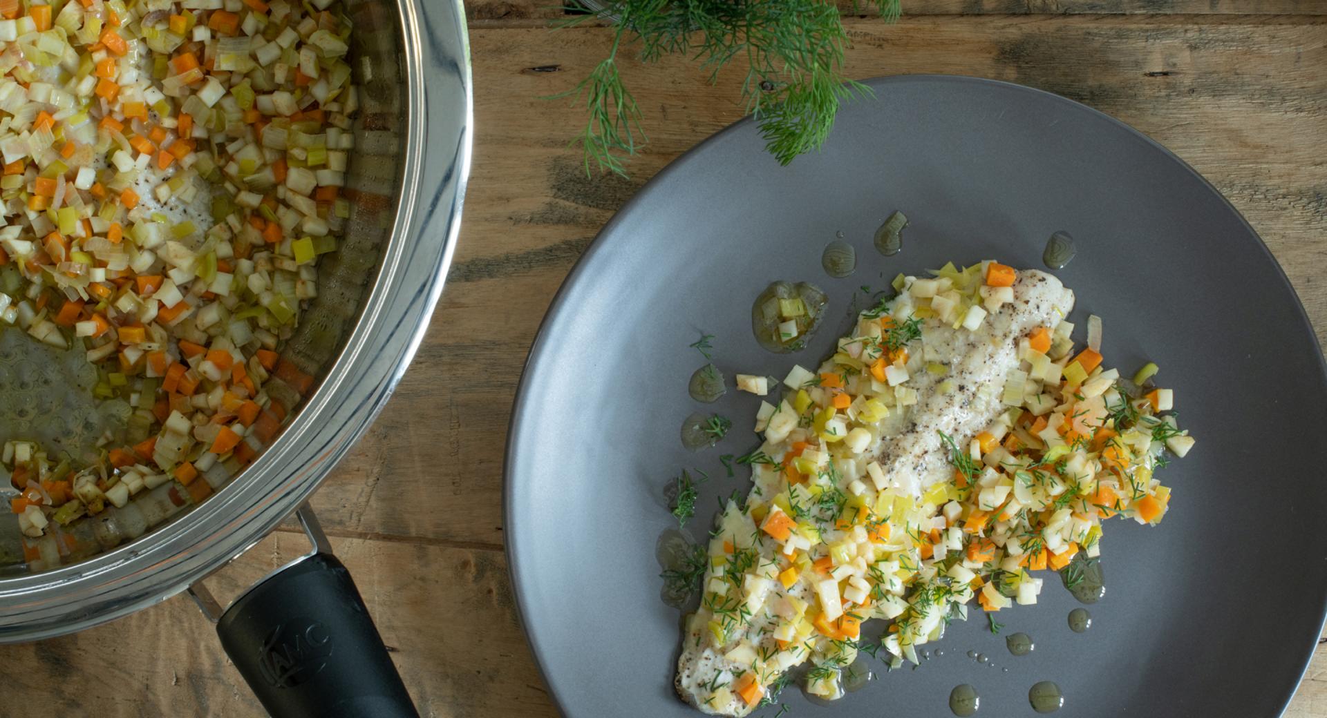 Filete de trucha con vinagreta de verduras