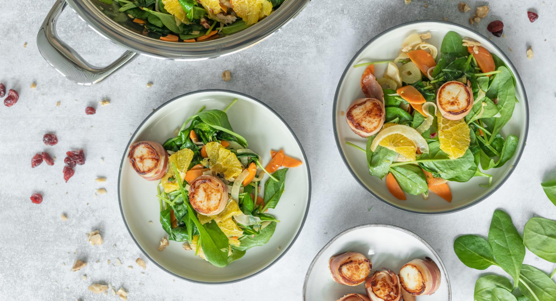 Ensalada de espinacas con vieiras