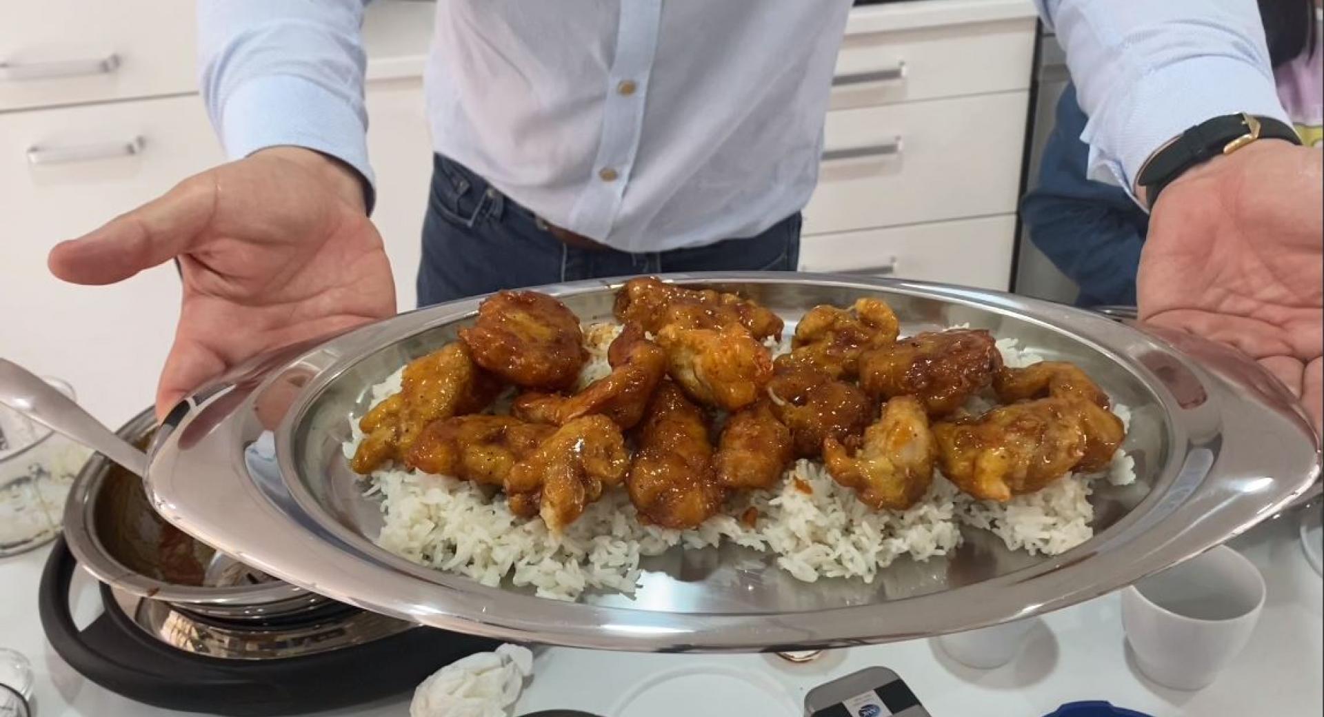 Pollo frito con salsa agridulce y arroz basmati