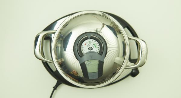 Colocar la olla en el Navigenio a temperatura máxima nivel 6. Encender el Avisador (Audiotherm), colocarlo en el pomo (Visiotherm) y girar hasta que se muestre el símbolo de “chuleta”.
