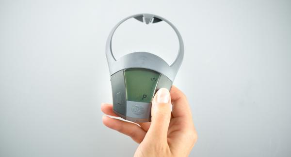 Tapar con la Tapa Rápida (Secuquick Softline) de 20 cm. Colocar la olla en el Navigenio y seleccionar la función "A". Introducir 20 segundos de tiempo de cocción (símbolo “P”) en el Avisador (Audiotherm) y girar hasta que aparezca el símbolo de “Soft”.