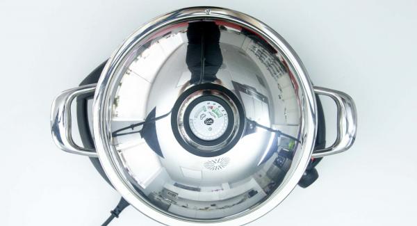 Cuando el Avisador (Audiotherm) emita un pitido al finalizar el tiempo de cocción, dejar reposar 15 minutos más tapado. Cuando el Avisador (Audiotherm) emita un pitido al finalizar el tiempo de cocción, dejar reposar 15 minutos más tapado.