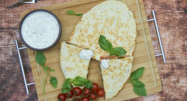 Pan de pita relleno XXL