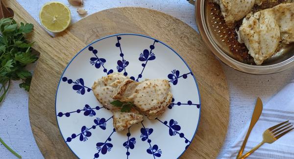 Pollo mediterráneo a la parrilla