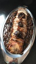 Lomo asado con ciruelas
