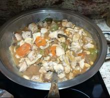 Pollo con almendras